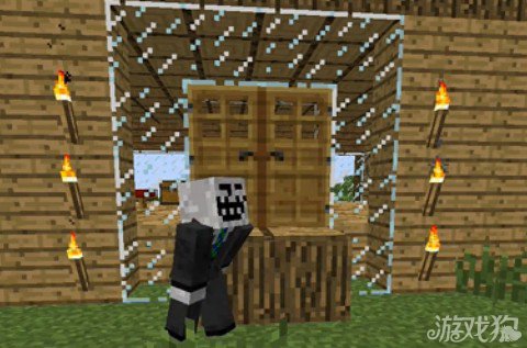 我的世界命令方块的恶搞视频_游戏狗我的世界