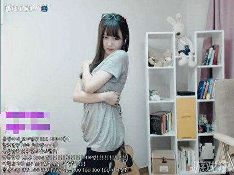 冷妹妹世雅入驻龙珠被赞lol韩服最萌女主播