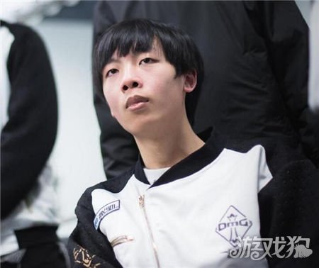 像烬一样炫酷的射手 暴走的司马老贼_英雄联盟