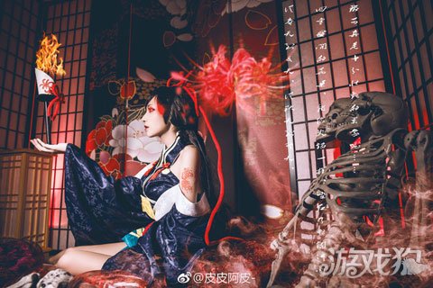 阴阳师新鲜人cos彼岸花 那里有一片彼岸花海