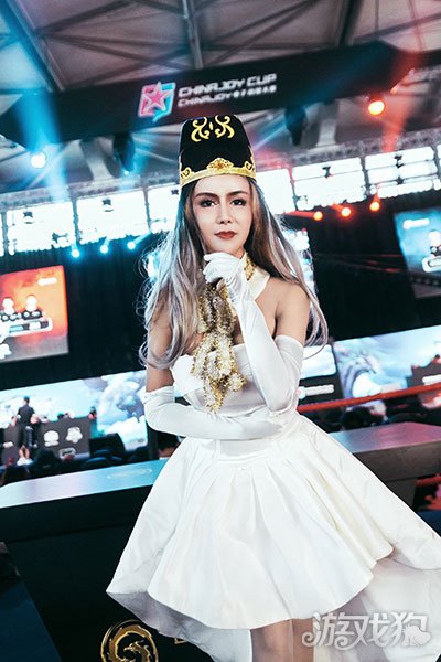 模特现场版 2270112-1ZP50930560-50.jpg