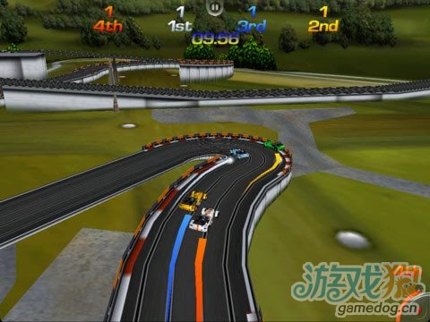 争当四驱小子iOS赛车游戏《插槽车竞速》免费下载