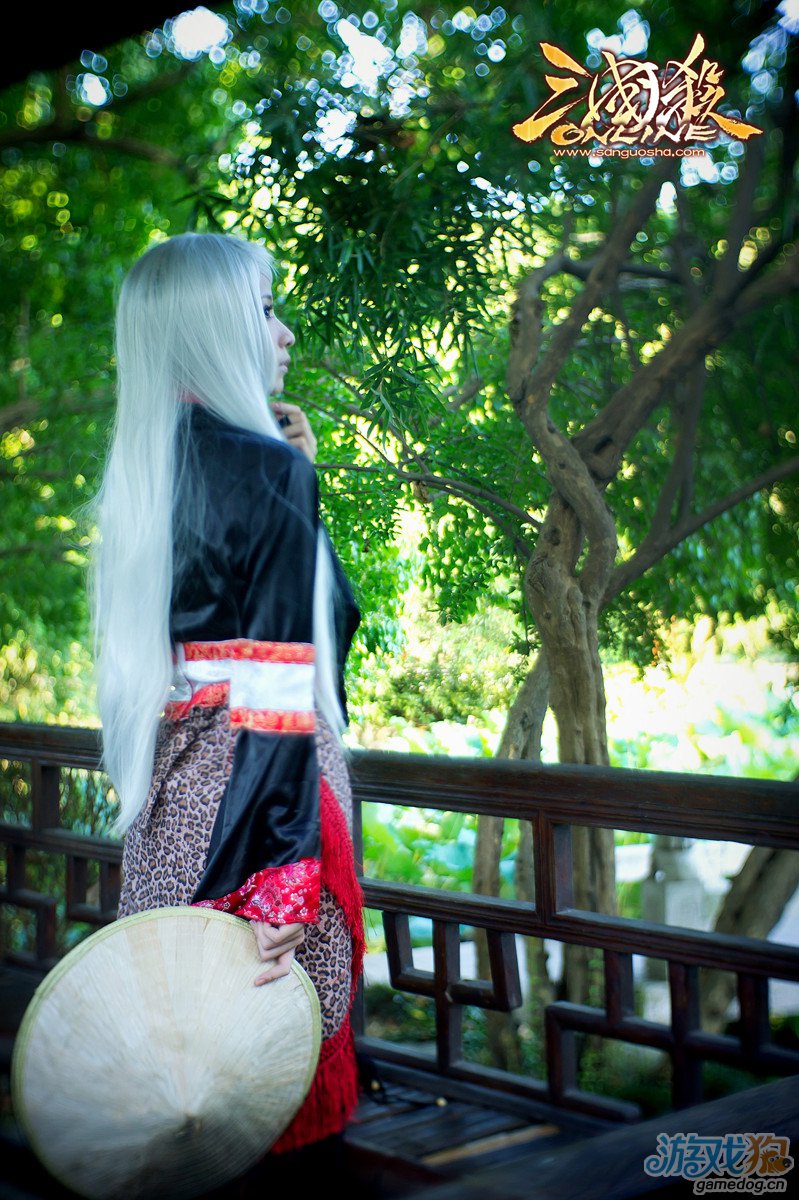 归隐的杰女贤儿的三国杀白发黄月英cos