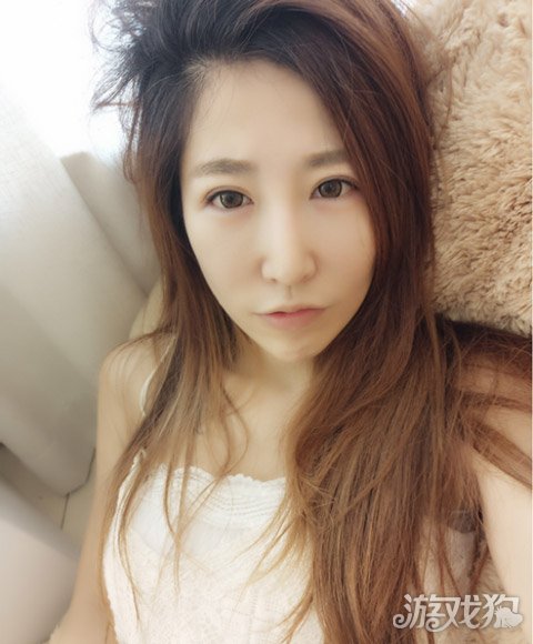 签约就像卖身契 贝拉回应被雪藏往事